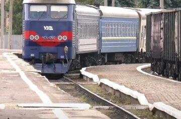 поїзд, Укрзалізниця